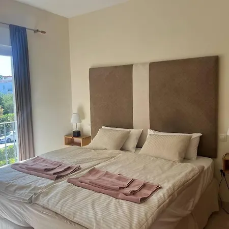 Costalita F - Beachside Apartment Estepona